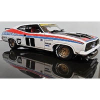 New 1:18 FORD FALCON XB GT Coupe 1977 A.T.C.C Champion Allan Moffat #1 CIB