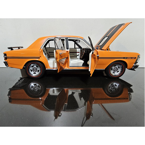 1:18 XY GTHO FORD Falcon Phase 111 Raw Orange Black Stripes Autoart