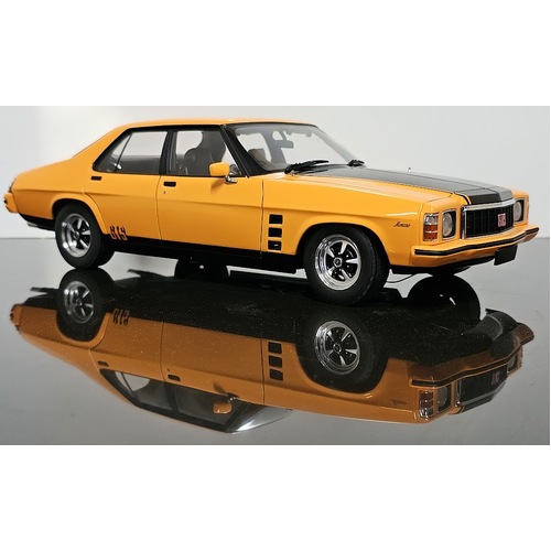 1:18 1976 Holden HX GTS Monaro Papaya 