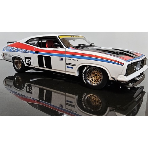 New 1:18 FORD FALCON XB GT Coupe 1977 A.T.C.C Champion Allan Moffat #1 CIB