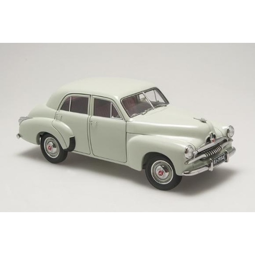 1:18 Holden FJ Special Birch Grey 72496 Autoart 