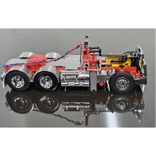 1:50 K100 Kenworth Red chassis Iconic Replicas With CAT Engine 