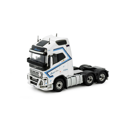 1:50 Tekno Australian Volvo FH04 Globetrotter XL - Lilydale